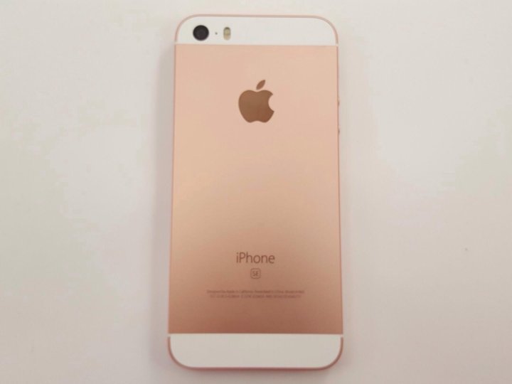 Iphone se 2022 128gb. Айфон си 32 ГБ розовый. Айфон se 32 -128. Корпуса для айфона se в стиле 2020. Айфон ЭС Е 2022.