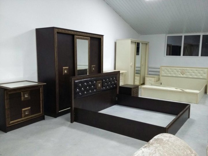 Спальня лорена сборка. Афродита спальный гарнитур схема сборки. Сборка спального гарнитура богемия 3. Как собрать спальню. Спальня афродита кубань мебель.