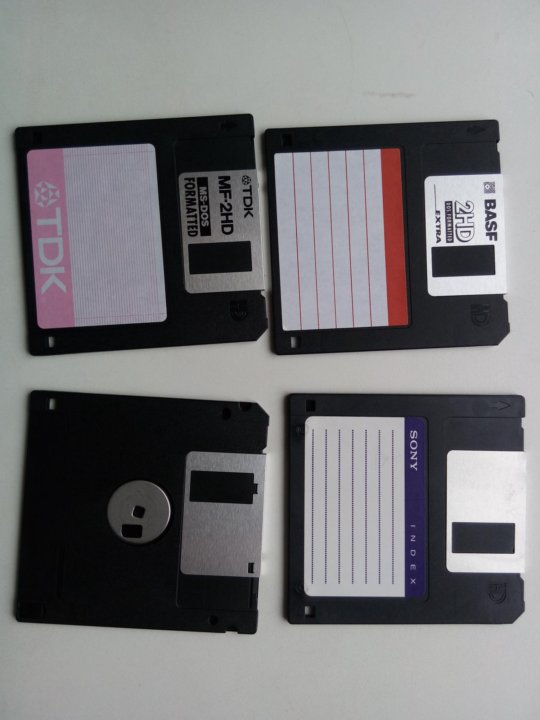 Дискета 3.5. Емкость дискеты 3.5 дюйма. Floppy Disk 3,5