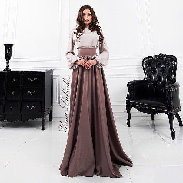 Yana the Gothic Homemaker. Gothic victorian dresses, Victorian fashion women, Bl