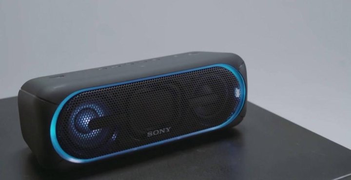 Колонки можно использовать. Sony xb40. Колонка сони хб40. Колонка сони Икс би 40. Сони СРС хб 40.