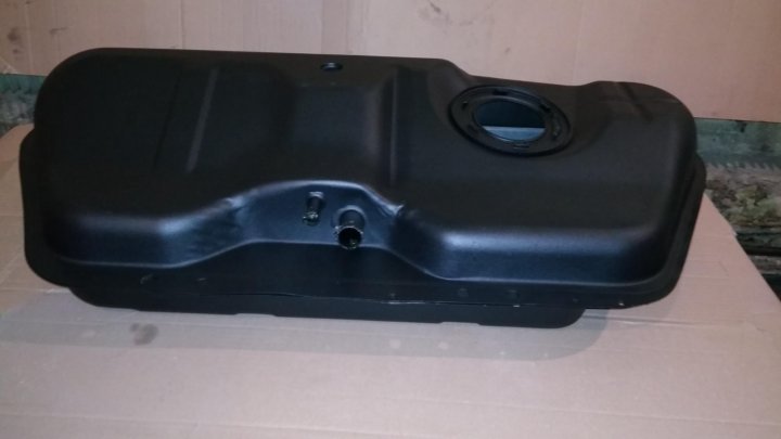 Бак сенс. Бензобак заз шанс 1. Бак сенс. Chevrolet lanos топливный бак. Бак топливный ланос 1.