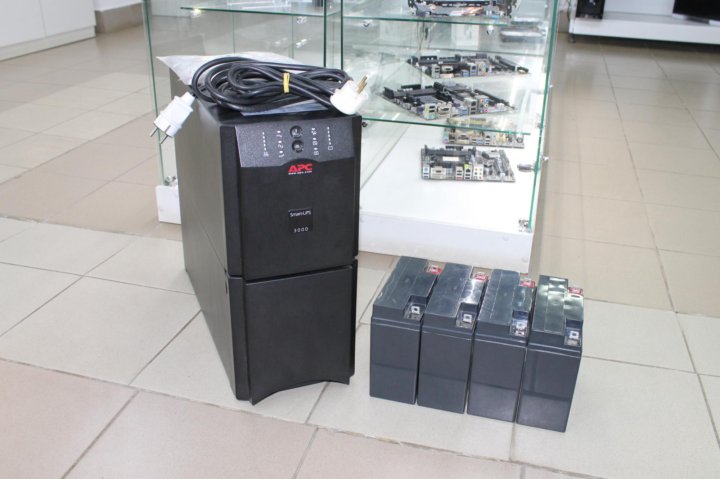 Apc smart-ups sua3000i. Apc smart ups sua2200i. Smt3000i. Apc sua3000i. Sua2200 smart ups.