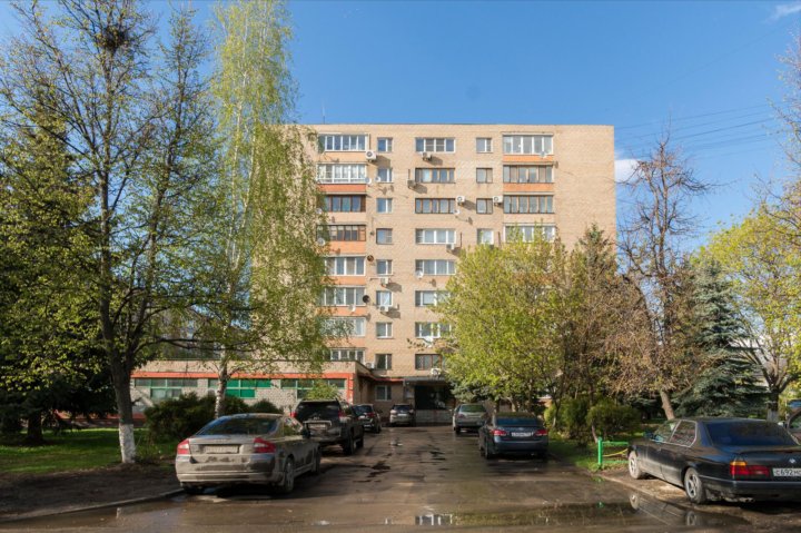 Центральная 11 железнодорожный. Лесной центральная улица. Гимназия 11 корпус 2 железнодорожный. Главная улица 11. Дворы орла.