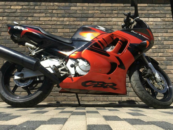 Honda CBR 600 f3 Street