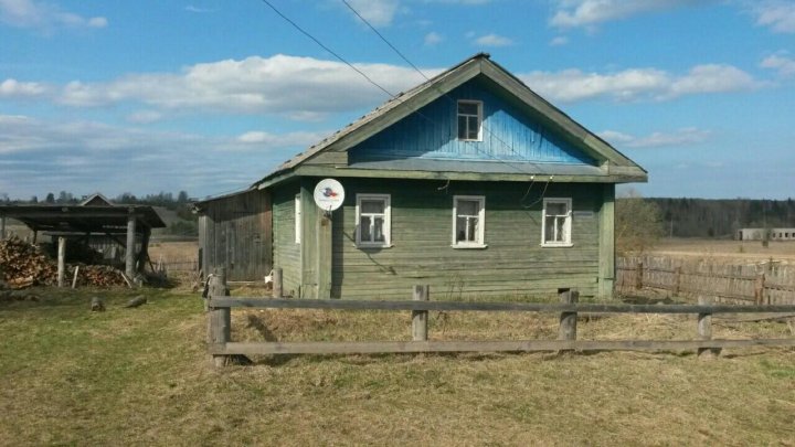 Улица западная сямжа. Вологда улица кирова 21 сямженский лес. Квартира сямжа. Сямжа зеленые дома зимой. Сямжа.