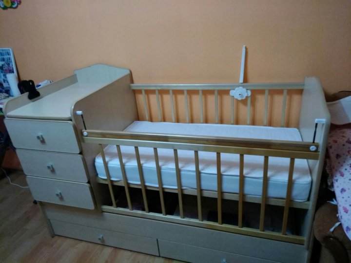 Куплю кроватку для новорожденного б. Детские кроватки б/у. Детская кроватка б/у с матрасом. Юла кроватка для новорожденного. Детский колыбель кровать б/у.