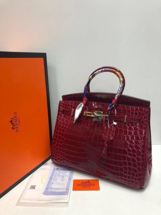 Hermes france. Birkin Hermes бордовый цвет. Hermes Bag бордовый. Сумка брендовая Hermes. Сумка Hermes бордовая.