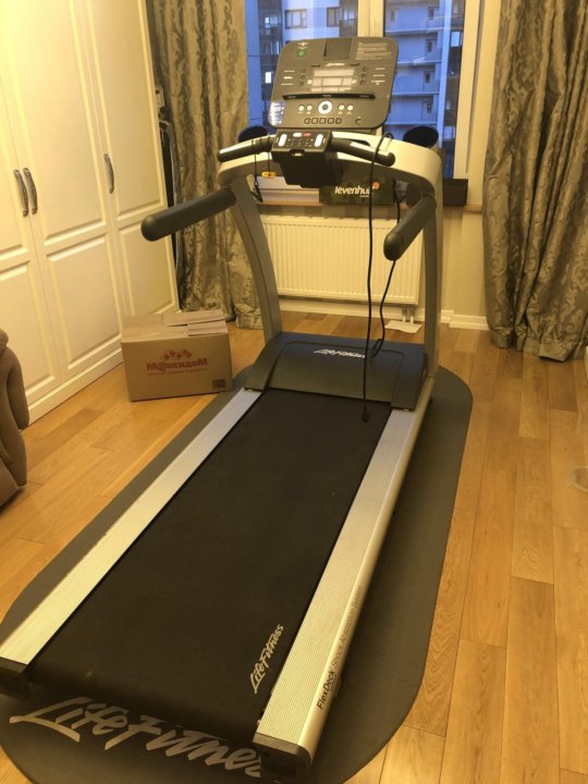 Life Fitness t3 Treadmill