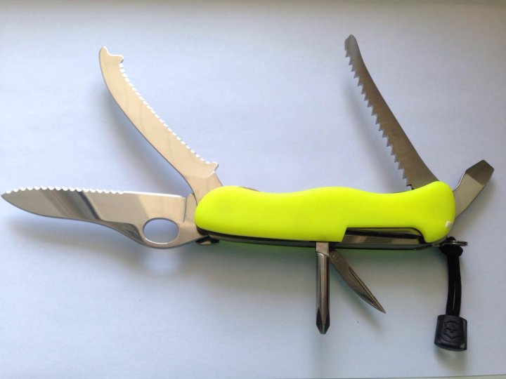 Rescue tool. Victorinox Rescue Tool. Нож Victorinox Rescue Tool. Викторинокс спасатель. Rescue Tools Hubertus.