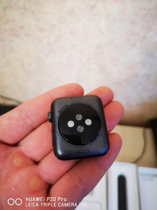 Apple Watch series 3 42mm VS iPhone X 64 GB – купить в Москве, цена 67 600  руб., продано 17 октября 2018 – Мобильные телефоны