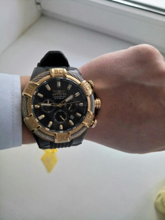 invicta 25687