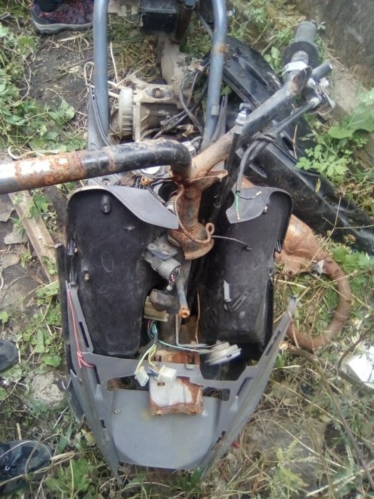 Рама и другие запчасти на дио 27 – купить в Артеме, цена 1 000 руб ...