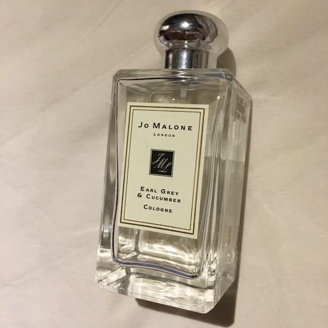 Jo malone earl grey cucumber. Джо Малон Эрл грей. Джо Малон Эрл грей и Кукумбер. Джо Малон Эрл грей и Кукумбер мужские духи. Jo Malone огурец Эрл грей.