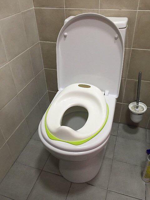 коврик в туалет икеа. подставка для унитаза для детей икеа. коврики в ванную и туалет икеа. стульчак для унитаза детский икеа. сиденье для унитаза ikea тоссиг.