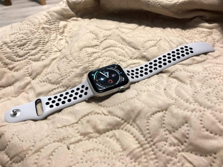 Apple Watch Nike+ series 4 44mm 