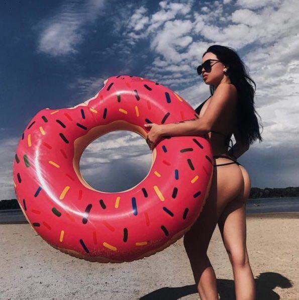 fucking-ass-donut-girls-pictures