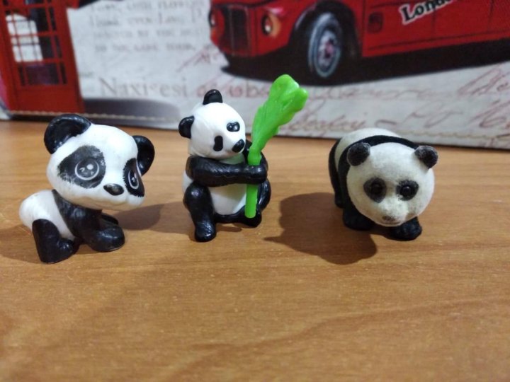 Кунг фу панда киндер. Киндер Натунс Панда. Панда из Киндер Natoons. Киндер сюрприз Натунс Панда. Панда игрушка Киндер.