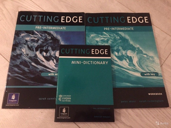 New cutting edge intermediate. Cutting Edge учебник. Cutting Edge книга. Edge учебник английского языка. Cutting Edge учебник английского.