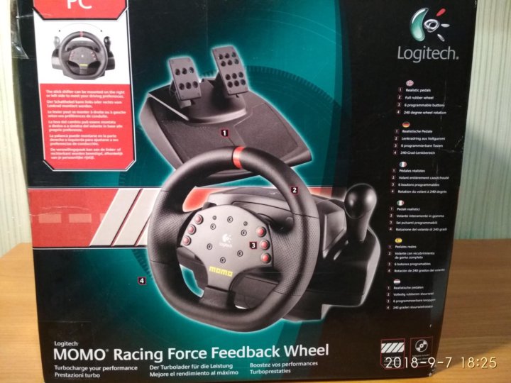 Настройка руля logitech momo racing. Руль Лоджитек МОМО. Logitech Momo Racing разъемы. Кнопки на Logitech Momo Racing. Logitech Momo Racing Force 2005г.