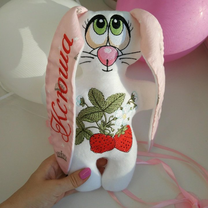 imennaya igrushka mashinnaya vyshivka