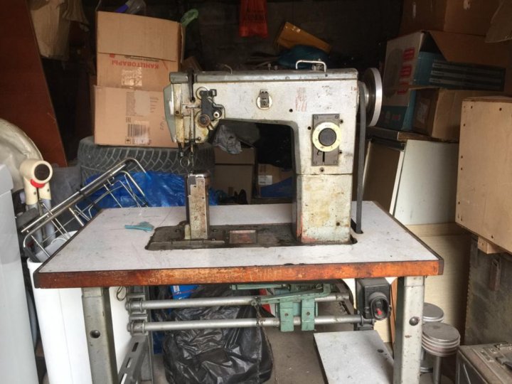 Промышленная швейная машинка зигзаг minerva 72520. 332 класса. Колонковая швейная машина ссср. Пмз 332 класс. Пмз 332 класс.
