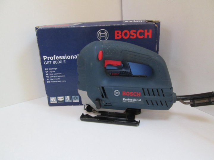 Аренда лобзика. GST 8000 E. Лобзик Bosch GST 8000 E (H). Шоточный держатель для лобзика GST 8000.