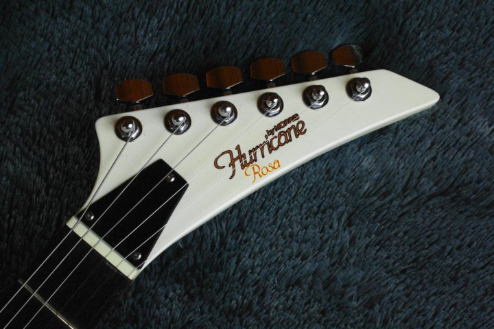 Гитара foix. Бас гитара hurricane. Гитара ураган. Гитара hurricane w-650. Гитара ураган.