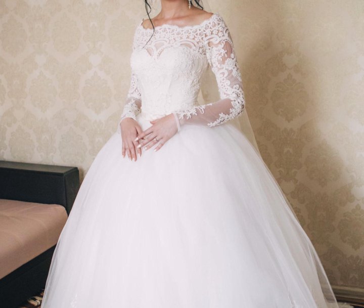 Crystal design шанталь. Каплун свадебные платья. Салоны свадебных платьев в саранске. Свадебные платья саранск. Свадебный салон курган айвори.