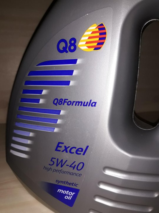 Масло q8 oils. Масло q8. Моторное масло q8. Моторное масло q8 Formula excel 5w-40 4 л.