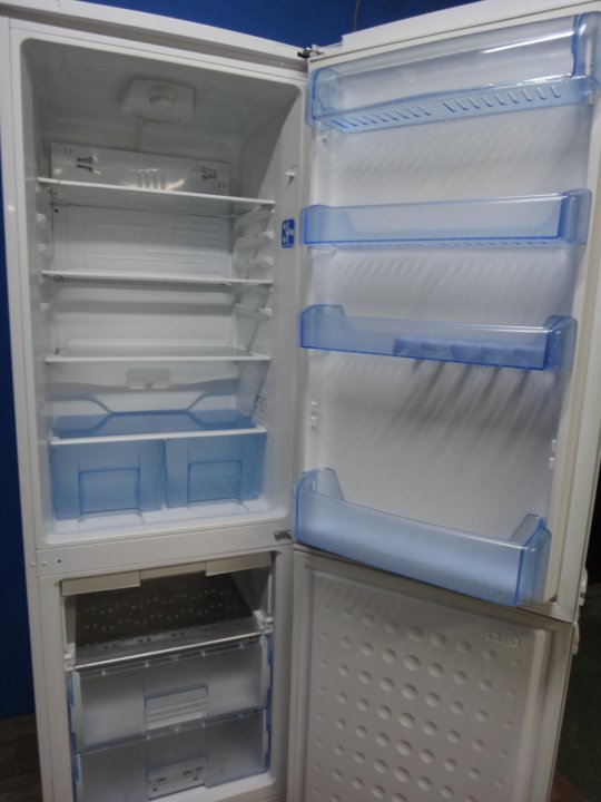 Beko холодильник не морозит. Beko csk321ca. Холодильник веко CSK 321 CA. Холодильник Beko CSK 34000 S. Холодильник веко двухкамерный csk321ca год выпуска.