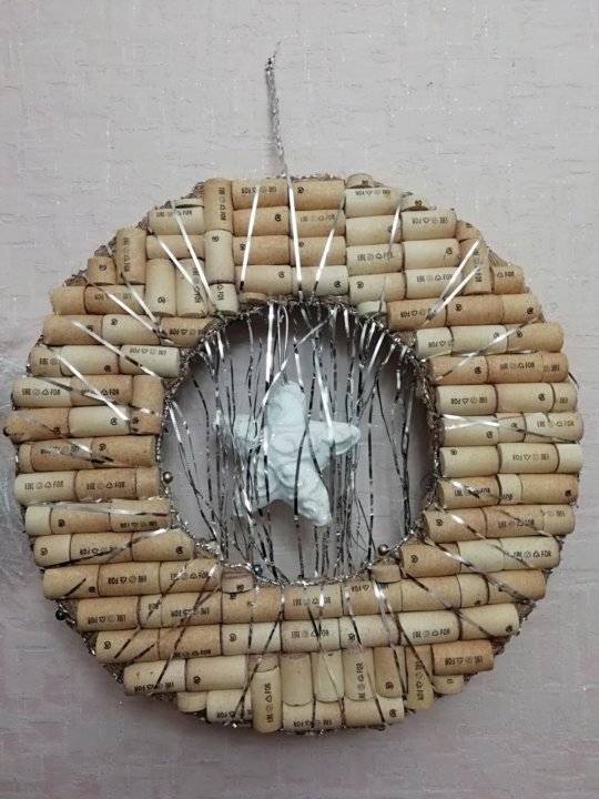 Новогодний Венок Из Пробок