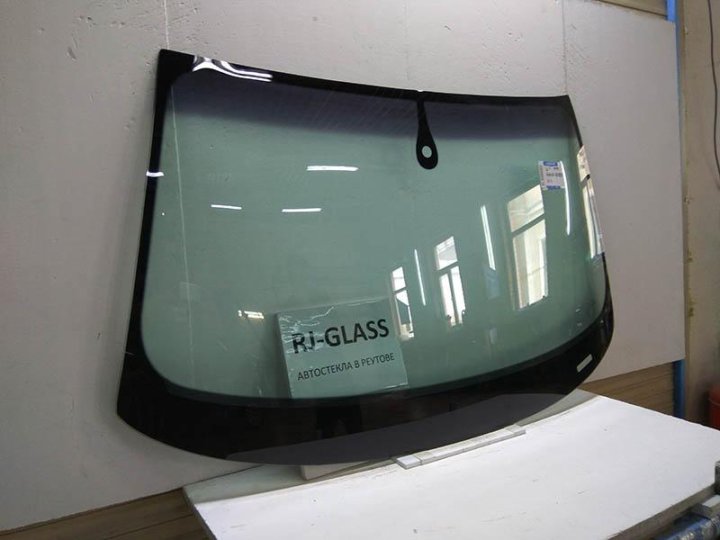 Стекло kmk glass производитель. Стекло лобовое КМК Glass. KMK Glass 5679agnbl стекло лобовое. KMK Glass 4500agngn. XYG стекло на Audi a7.