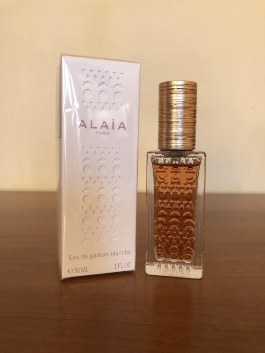 alaia blanche