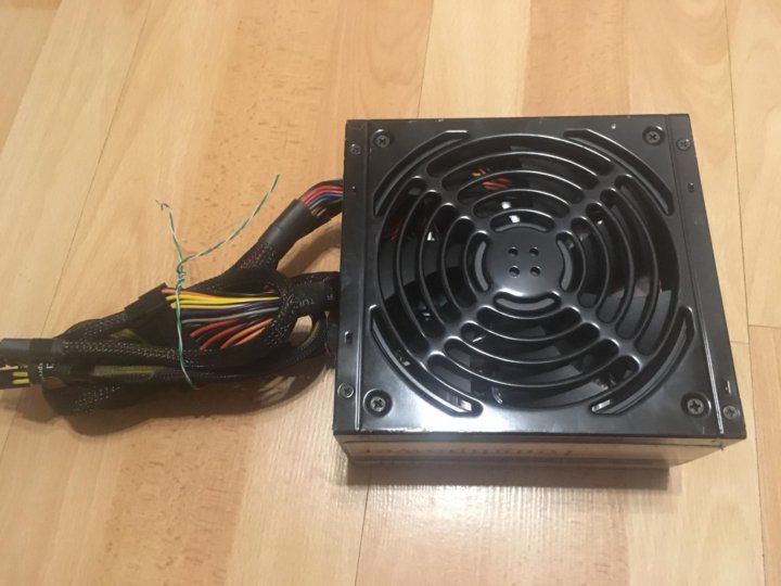 Блок питания 700w. Ginzzu cb700 700w. Блок питания Thermaltake 700w. Блок питания Ginzzu pc700. Ginzzu 700w блок питания.