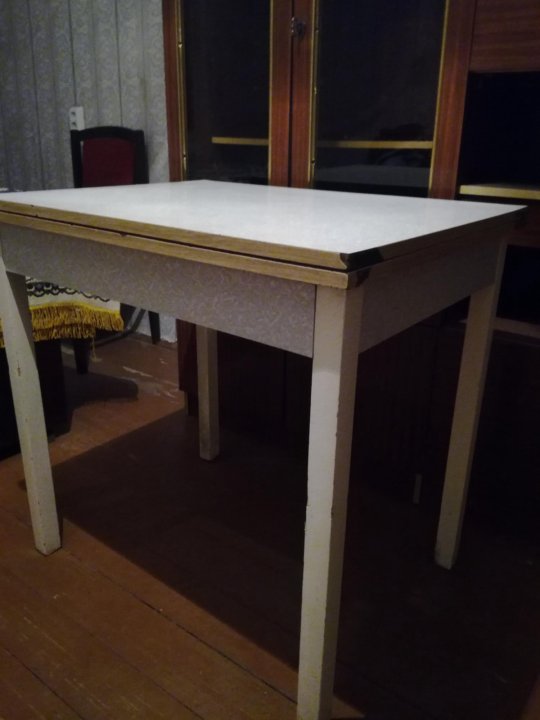 стол кухонный бу. кухонные столы бэушные. кухонный стол б/у. кухонный стол б/у в таджикистан. столы кухонные набережные челны.