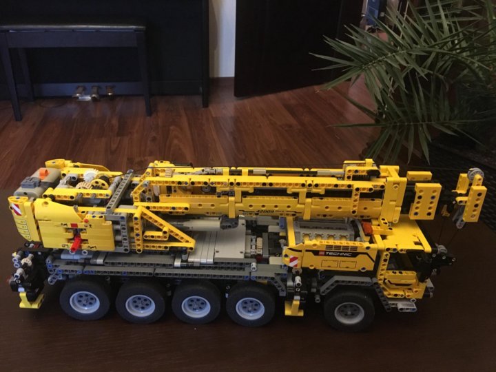 lego technic crane truck 42009