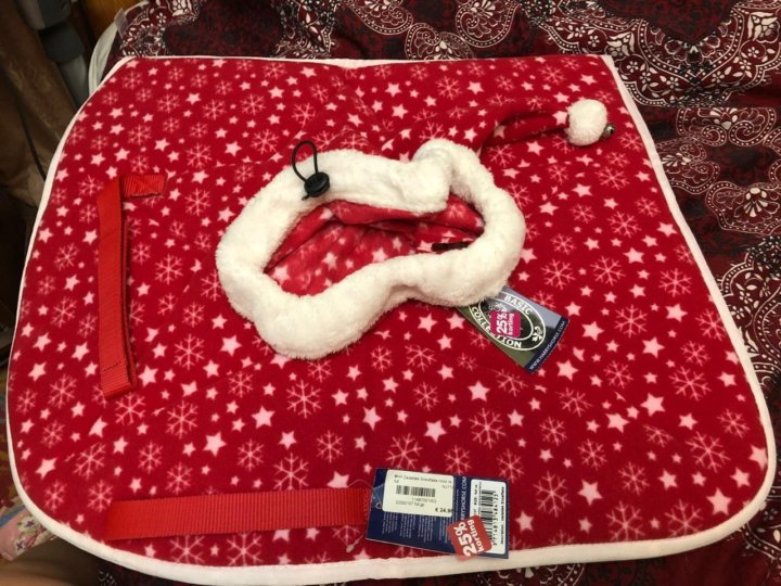 украшения для лошадей. летняя попона для лошади. седло вальтрап уздечка. попона-вальтрап новогодняя. комплект амуниции для лошади.