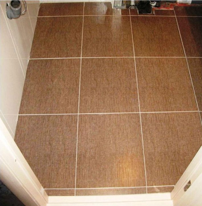 Метр плитка укладка. Мапеластик кладем плитку. Плитка положить кв метр. Плитка положить кв метр. Укладки плитки за квадратный метр.