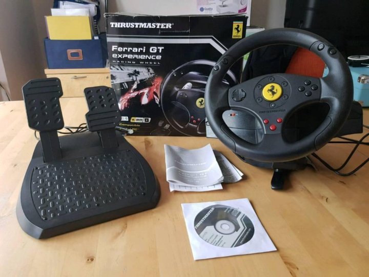 Игровой руль Thrustmaster Ferrari