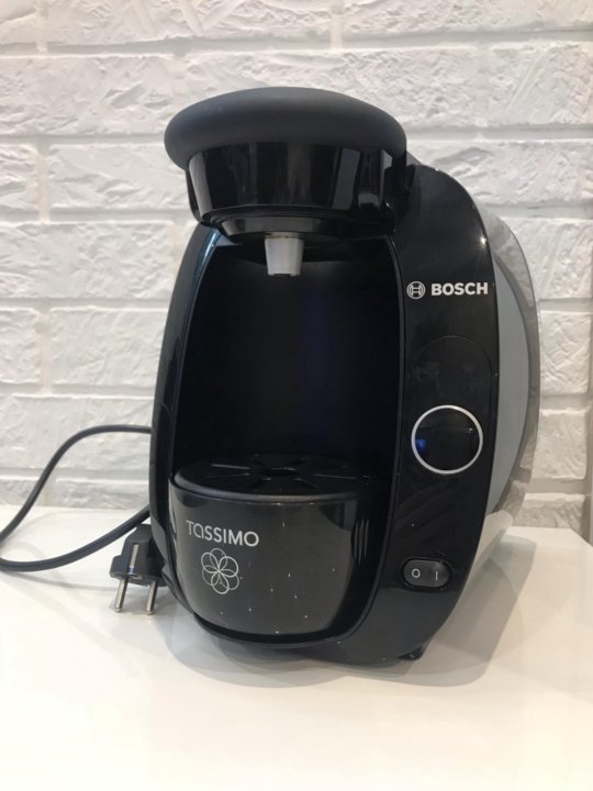 Кофеварка железнодорожный. Кофемашина Bosch Tassimo Amia Tas 20xx.