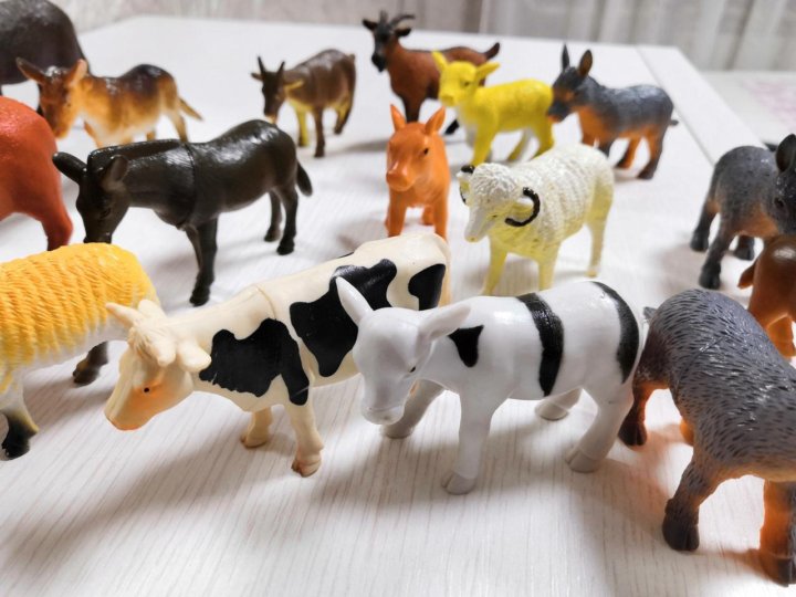 игровой набор attivio. игровой набор attivio. игровой набор attivio. замок сборный attivio с фигурками. набор для хим.