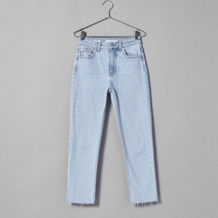 bershka straight cropped