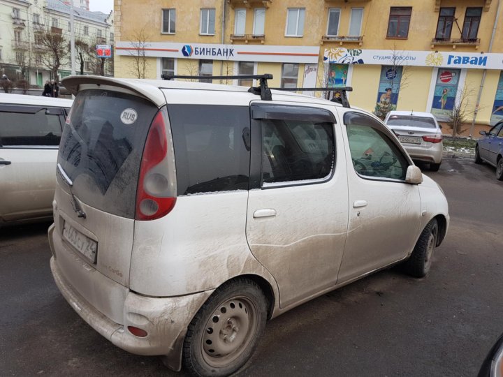 Полка в багажник toyota funcargo