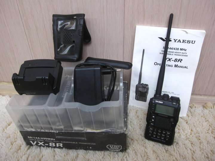 Vx 8 2. Yaesu VX-8r. Yaesu VX-8. Японская рация Yaesu VX-8r. Yaesu VX 7r запчасти.