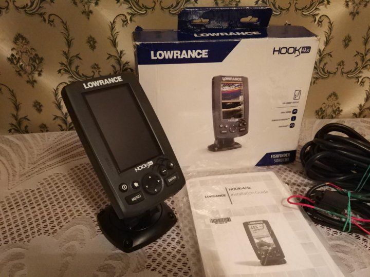 Lowrance hook 4x. Lowrance Hook 4x CHIRP. Lowrance Hook 4 CHIRP. Lowrance Hook 4x подставка. Эхолот Lowrance Hook x4 обзор.