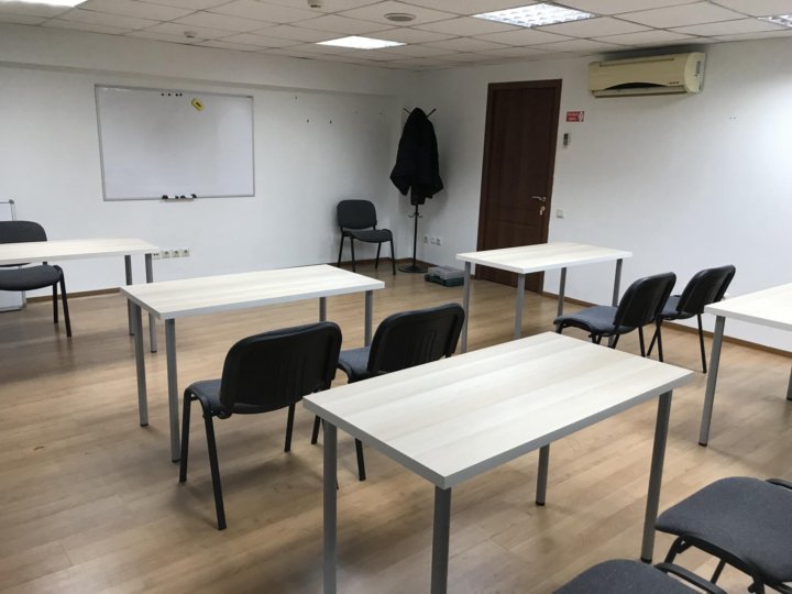 компьютеры в аренду екатеринбург. современны тренинг зал. жигулевская долина тольятти. школьный класс в аренду. почасовая аренда класса.