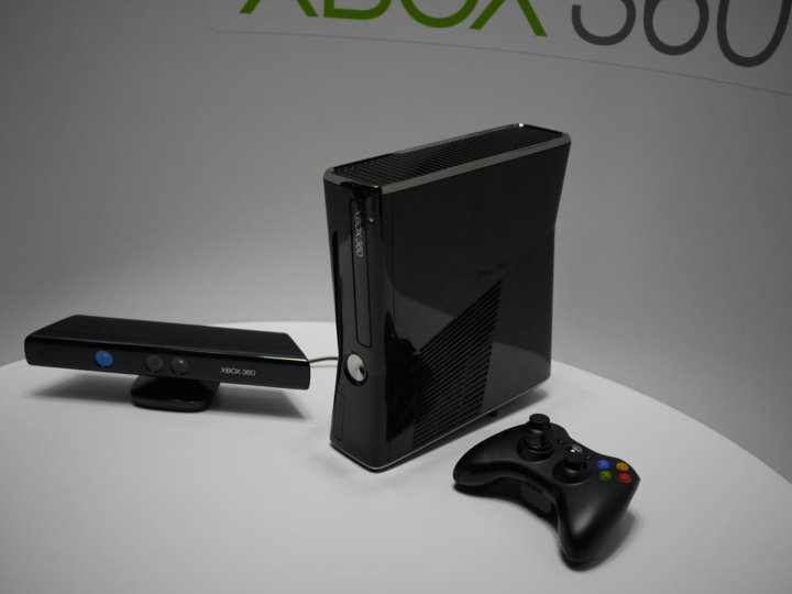 360 slim прошивка. Xbox 360 slim kinect. жёсткий диск xbox 360 slim freeboot. хбокс 360 слим фото. xbox 180.