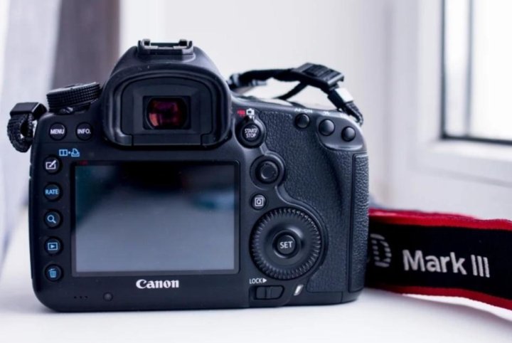 Canon 5d mark iii body