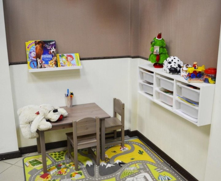 U kozmetičkom salonu s djetetom: 6 objekata u Ufi, gdje postoji dječji prostor